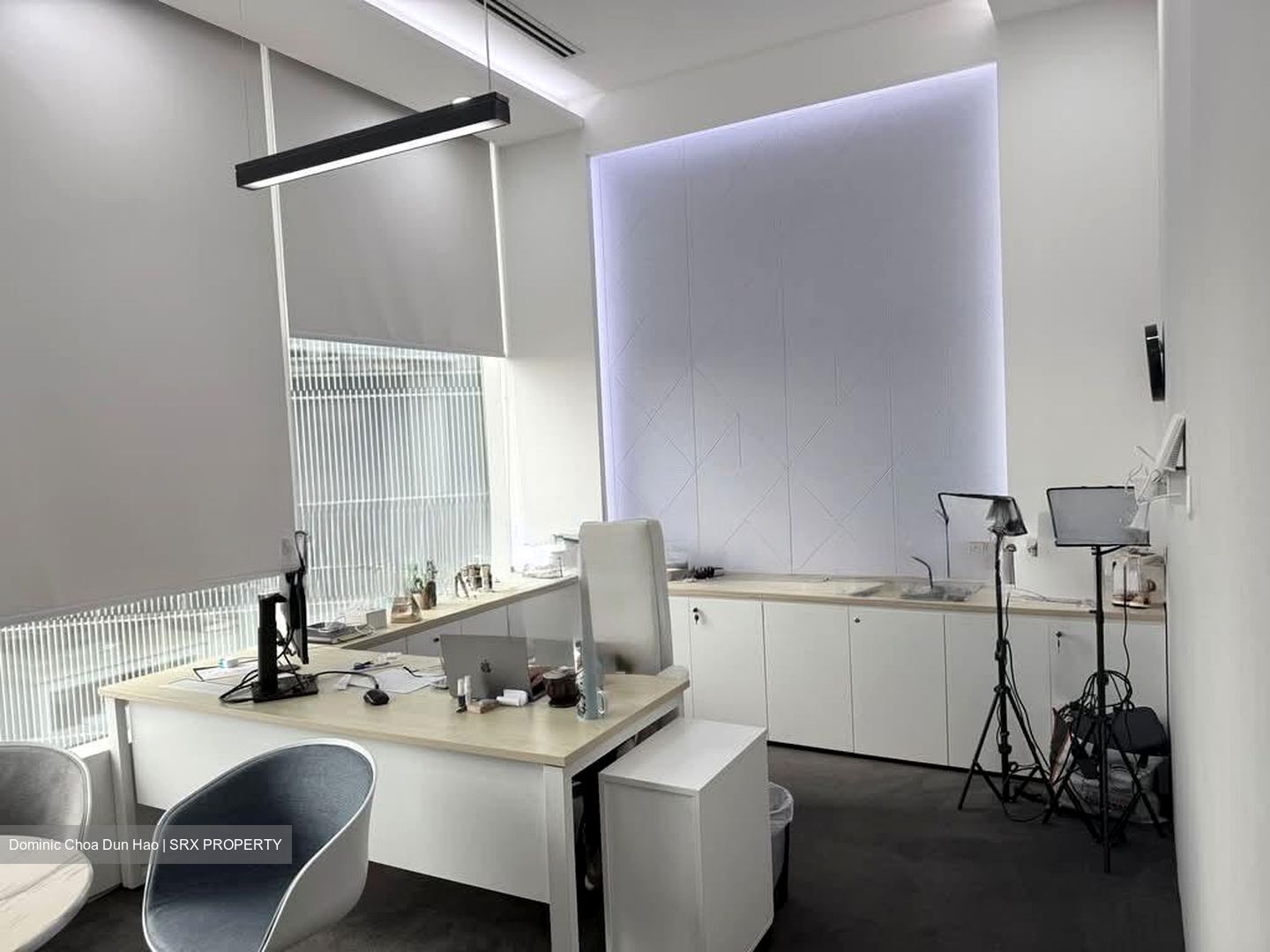 The Central (D1), Office #584316651
